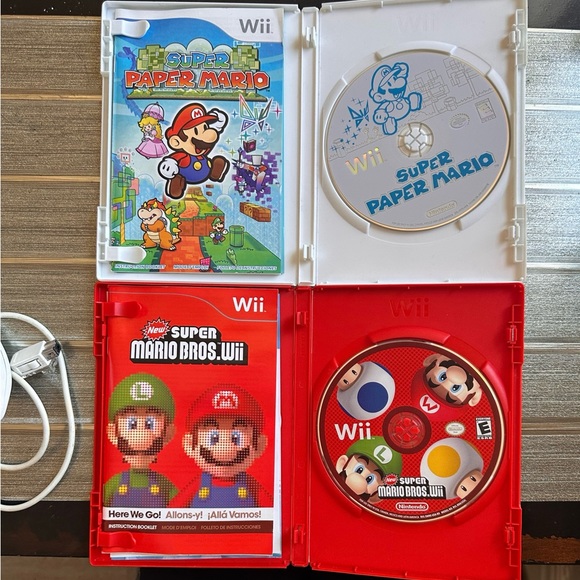 Super Mario Bros bundle for Wii and remote - Picture 3 of 3
